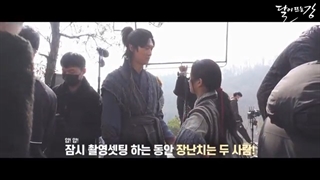 پشت صحنه قسمت یازدهم و دوازدهم سریال طلوع ماه در رودخانه