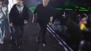 باز لیدرمون دسته گل به آب داد..