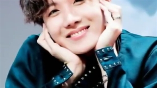 انواع خنده های اعضای بی تی اس♡♡♡