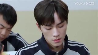 قسمت چهارم سریال چینی "سلام جوانی من" با بازی 'شیائوجون عضو ویشن وی' + زیرنویس فارسی