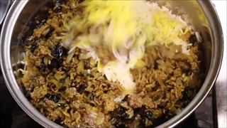 طرز تهیه و دستور پخت عدس پلو با گوشت و کشمش - غذاپز