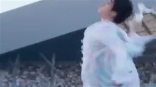 یAMVعالی از گروه بنگتن boysمون⁦(｡♡‿♡｡)⁩