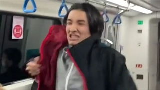 کاسپلی نازوتو ساسکه * من جر میخورم از خنده *