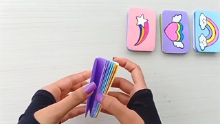 ( آموزش درست کردن دفترچه ورقه ای بسیار زیبا با ورقه های رنگی)