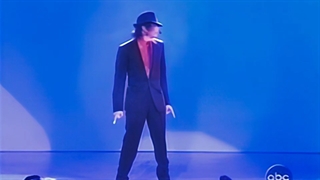 اجرای Dangerous(خطرناک)مایکل جکسون درسال۲۰۰۲-با کیفیتHD