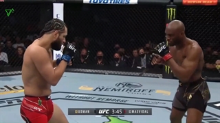 مبارزه کامارو عثمان با خورخه ماسویدال 2 در UFC 261