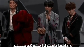 چی بگم؟؟؟؟ ها؟؟؟ جز یه لبخند غمگین که همیشه میزنم:)