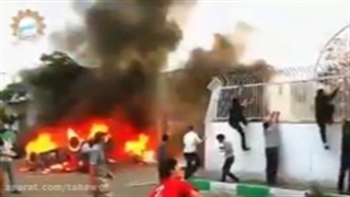 ترسو ها و بزدل ها به خاطر ترس از جنگ کل ایران رو کم کم نابود کردن الان هم حسن  روحانی