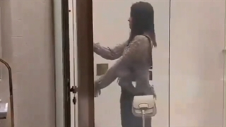 درب شیشه ای هوشمند