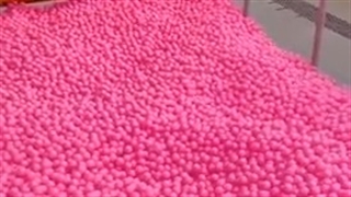 خیلی جالبه پیشنهاد می کنم ببنید