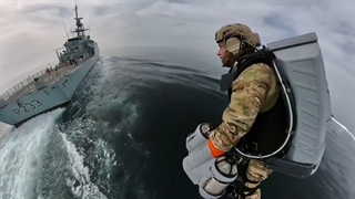 لباس جت تفنگداران دریایی آمریکا