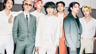 استوری کامپنی هایب....توی 24 ساعت اول butter حدود 100 میلیون بازدید داشته♡*_*♡