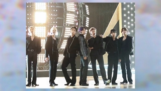 بیلی ایلیش عملکرد کره BTS BBMAs را تحسین می کند ؛ "این بهترین بود"