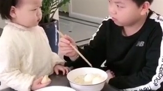 یه ویدئو خنده دار از کانال Hikara ، ته خنده