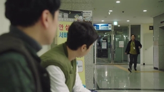 قسمت دوم سریال ایکس دیوانه درشهر زیرنویس فارسی لینک دانلود در توضیحات