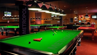 مجموعه تفریحی برج های دوقلوی متروپل آبادان