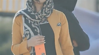 (2)