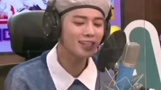 کاور آهنگ اسپرینگ دی از. تیونننننننن بچم عالییییی خوند (کپشن)