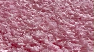 ویدئو نمای نزدیک فرش شگی صورتی