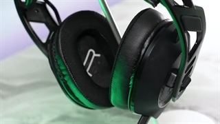 ویدئو بررسی RIG 700 PRO HX / HS