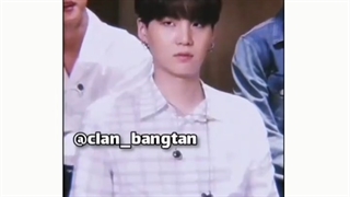 مامانم هی میگه چرا انقدر تو خودتی