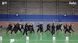 سومین هدیه ی فستا  'Black Swan' Intro Performance Dance