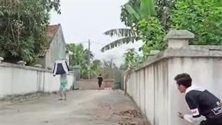 *دوربین مخفی*موندم کجا رفت):