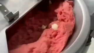 دوس داری بدونی توی دهکده پروتئین چی میگذره؟ اینجا ببین