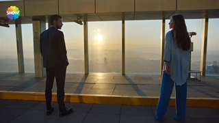 سریال سقف‌های شیشه‌ای