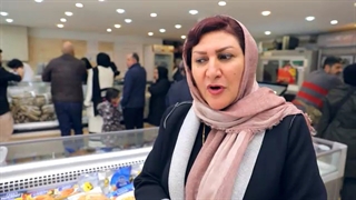 چرا سوسیس و کالباس دهکده پروتئین رو انتخاب کردید؟