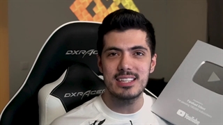 فرشاد سایلنت:::100K SILVER AWARD ❤️ لوح 100 هزارتایی یوتیوب