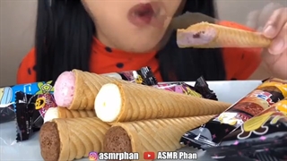 ASMR EATING SOUNDS!!