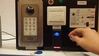 آیفون تحت شبکه گرنداستریم GDS3705