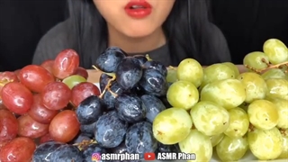 ASMR EATING SOUNDS!!