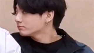 بیچاره جیمینم اومد ی لایو بگیره باز:///