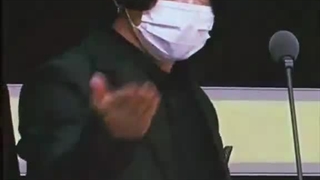 به احترامش بلند شید اصن