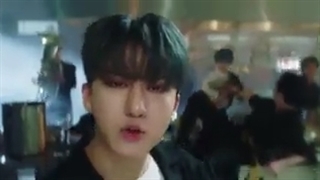 موزیک ویدیو محشر GODS MENU از STRAY KIDS