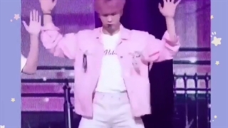 یه میکس دیگه از راکی جذابمون:)...اولش ازش میپرسن وقتی میرقصی چه حسی داره و اونم میگه هیجان انگیز