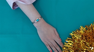 دستبند مسی جدید زنانه طرح رومی نگین فیروزه ای