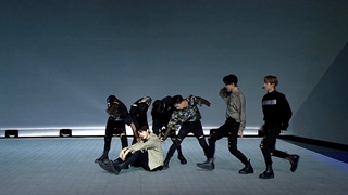 اجرای Given-Taken ورژن ژاپنی از انهایپن در برنامه Music Station