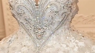 لباس عروس سواه در عشق عجیب