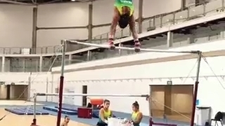 تیم برزیلی ژیمناستیک المپیک از آهنگ  dis-ease بی تی اس در تیک تاک خود استفاده کرد♡