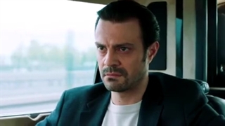 سریال کامیون قرمز قسمت۸-آخر با زیر نویس چسبیده