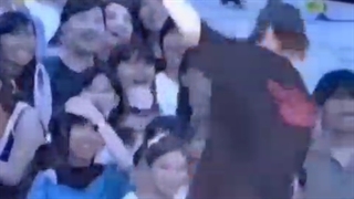 بازدید برا آرمی اجباری/تهیونگ خیلیییییی خفن