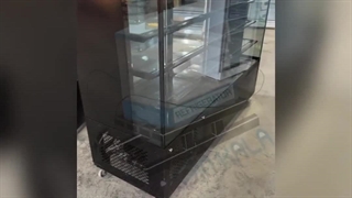 یخچال شیرینی