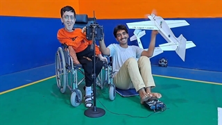 Ali Asgari Lemjiri" is trying to introduce Para Aeromodelling sport"