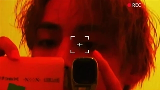 ویدئوی منتشر شده از تهیونگ برای کاور ماه سپتامبر مجله‌ی WKorea