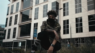 موزیک ویدیو (Heart Attack) scarlxrd