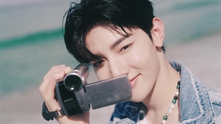 آپدیت یوتویوب مجله ی DICON با ویدیویی از `ژانگ هائو` عضو گروه ZeroBaseOne " زیروبیس‌وان "