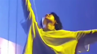 آگوست دی خوب بلده هیتر هارو قهوه‌ی بکنه